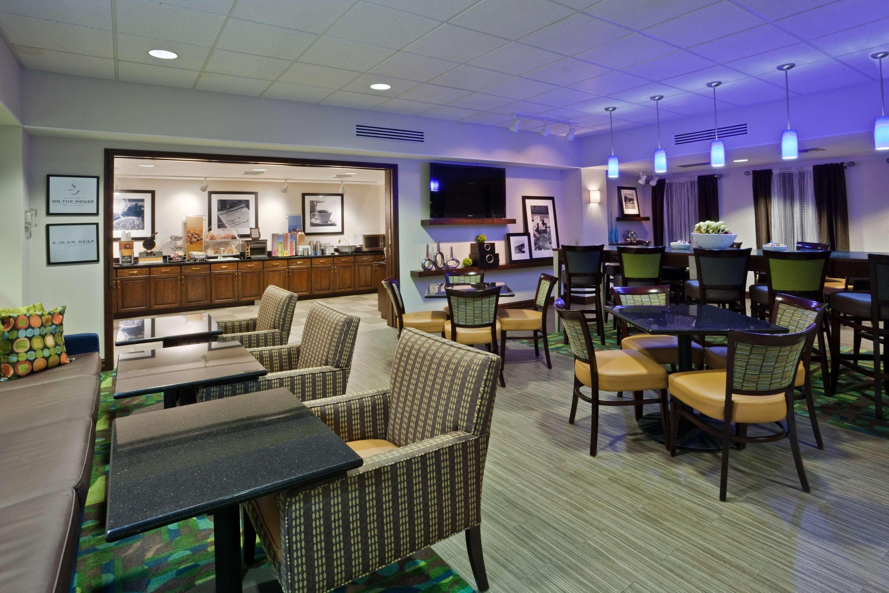 Hotel Hampton 3*